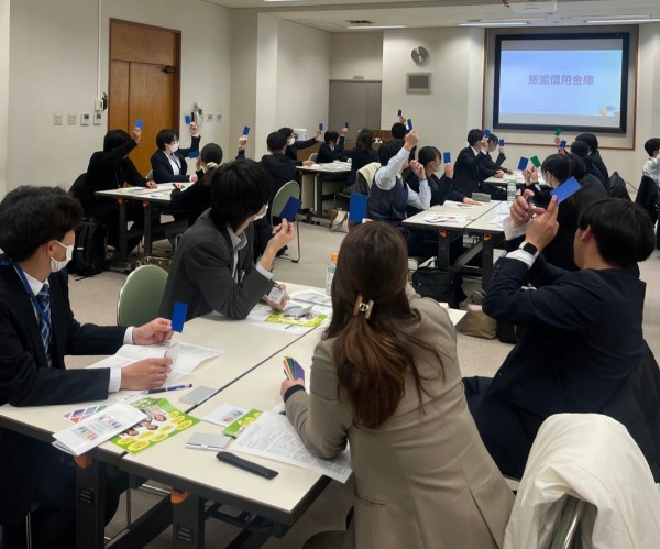 面白い新人研修「ポジティブコミュニケーション研修〜自己肯定感と信頼関係を築くコツ〜」：飯能信用金庫様ご依頼（埼玉県飯能市）